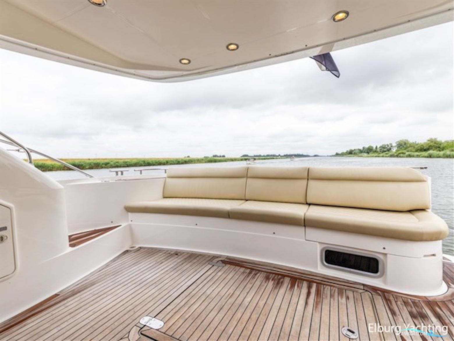 Fairline Phantom 50 - Flybridge 