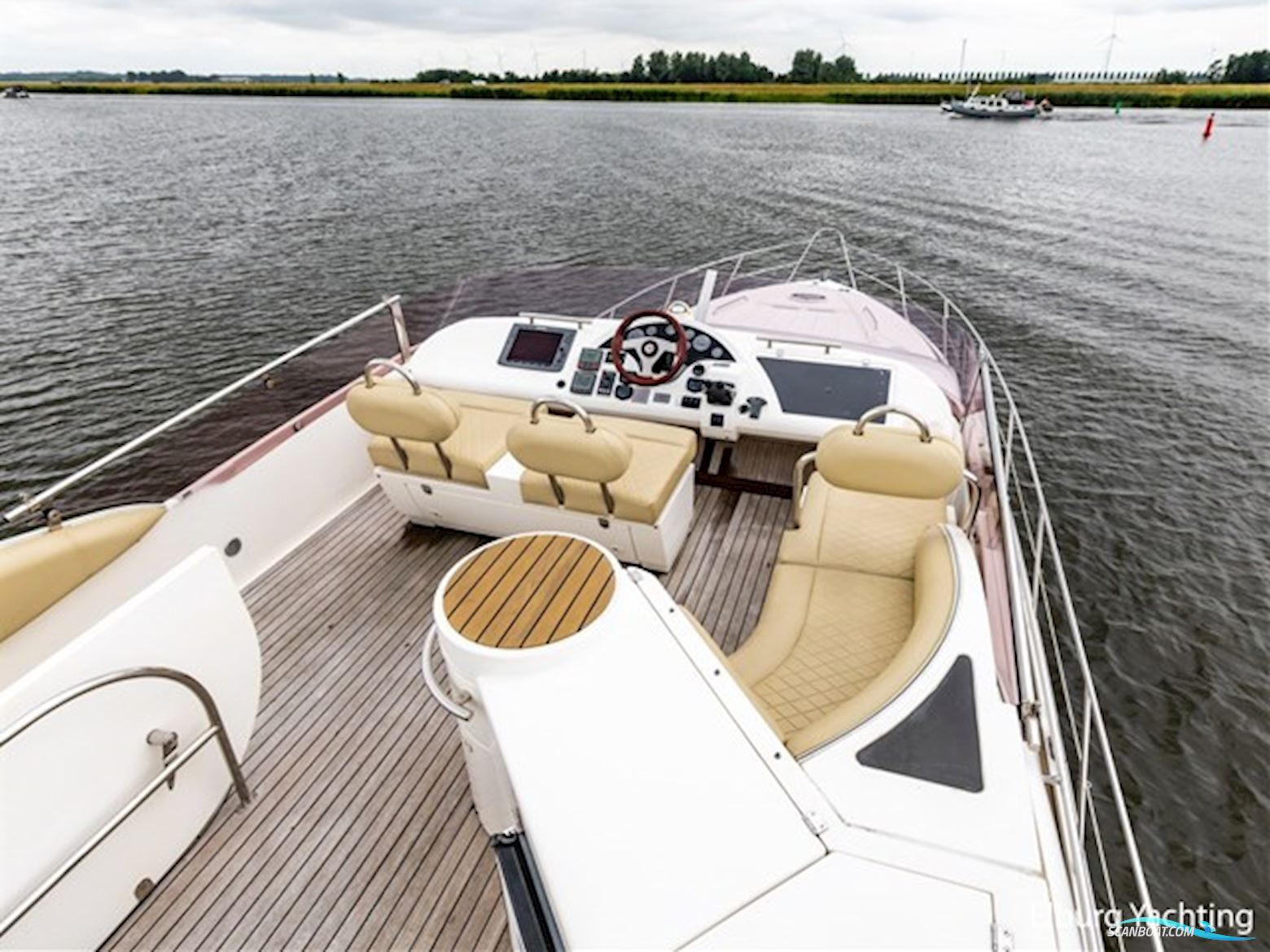 Fairline Phantom 50 - Flybridge 