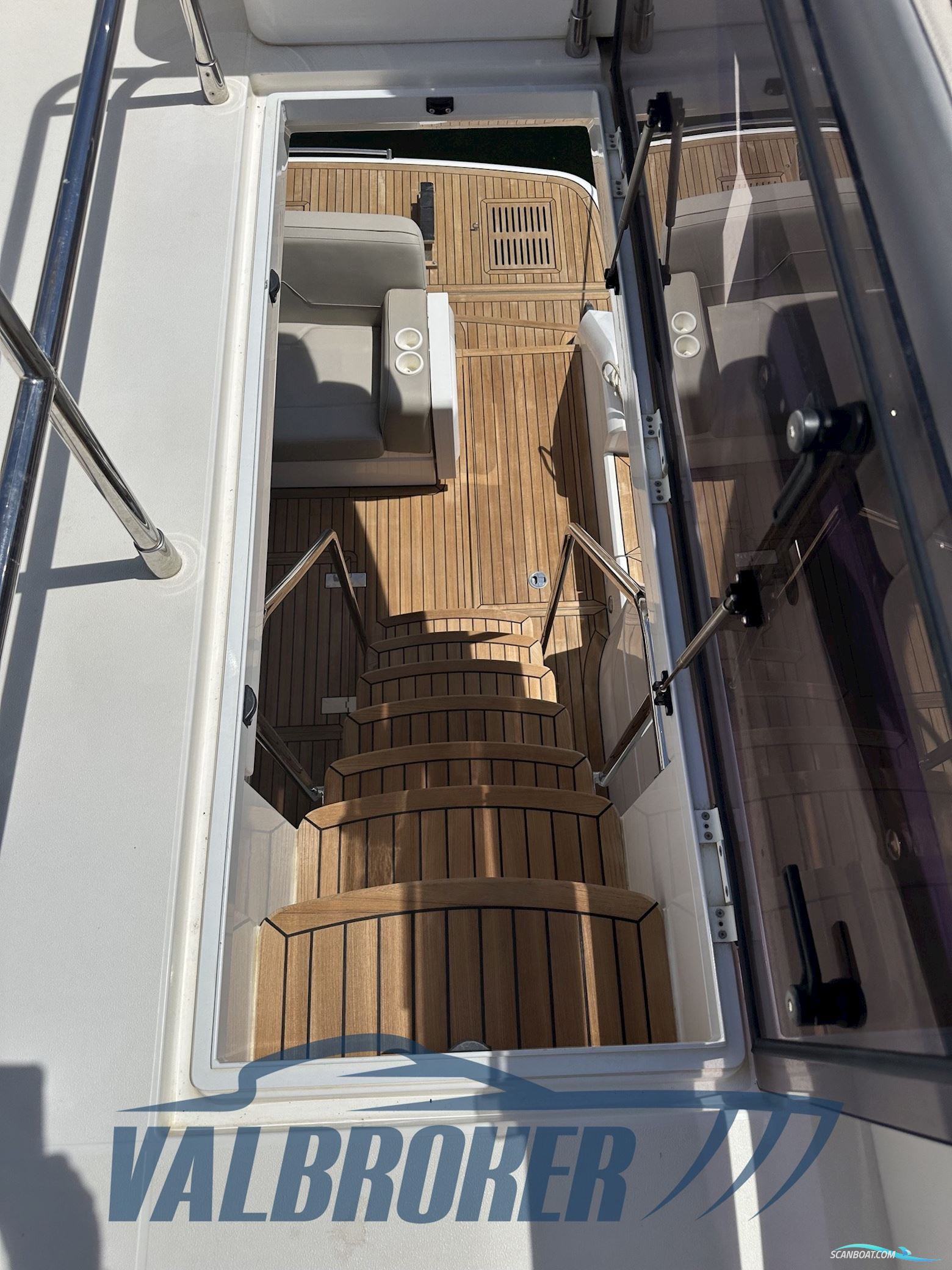 Fairline SQUADRON 48