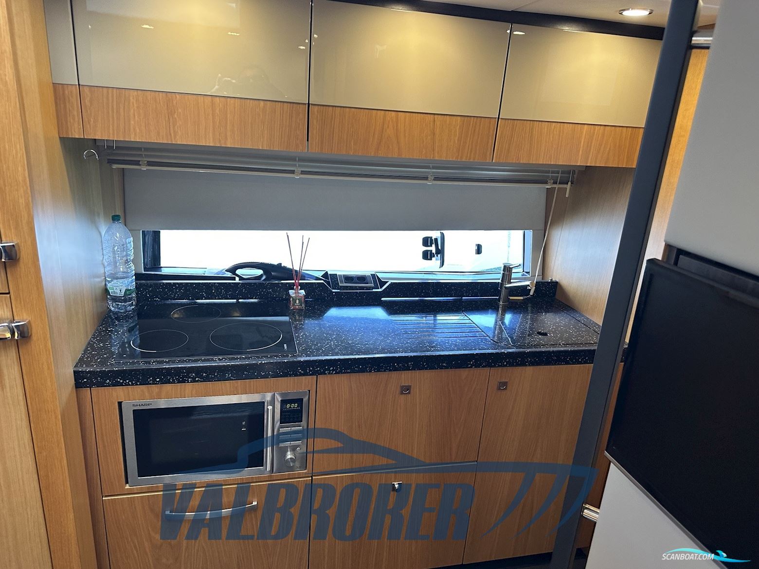 Fairline SQUADRON 48