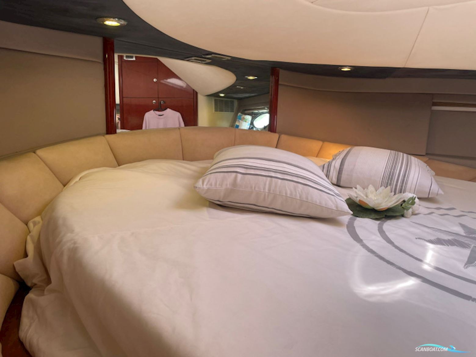 Fairline Squadron 52 Fly