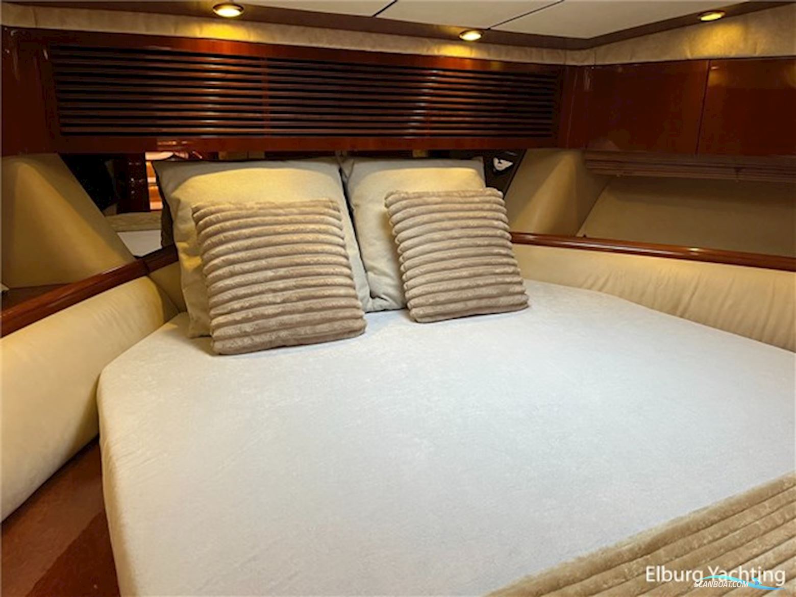 Fairline Squadron 55 