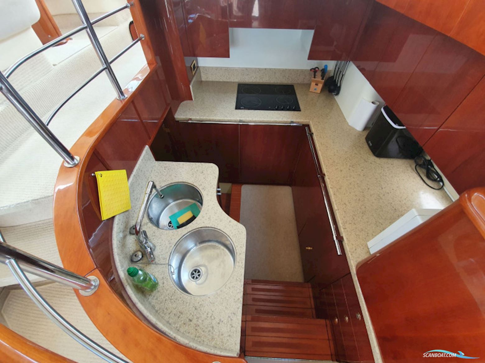 Fairline Squadron 55 Fly