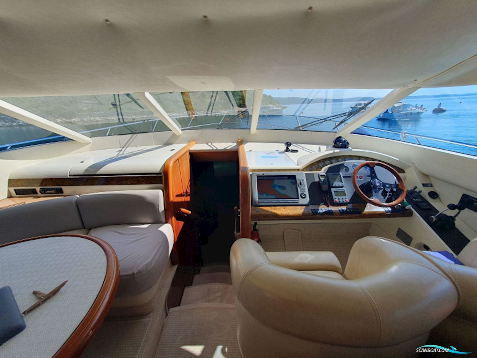 Fairline Squadron 55 Fly