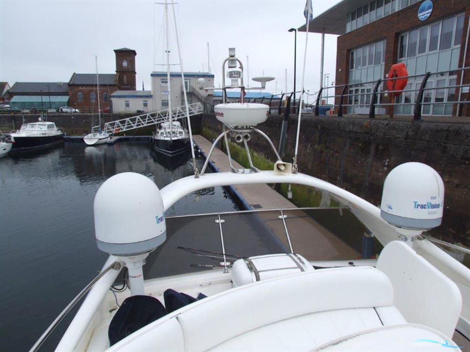 Fairline Squadron 55