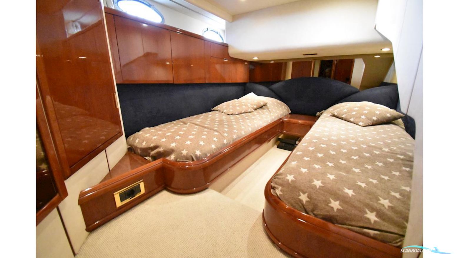 Fairline Squadron 55