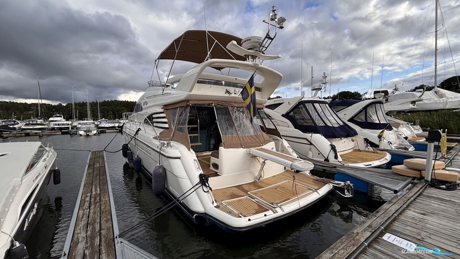Fairline Squadron 55