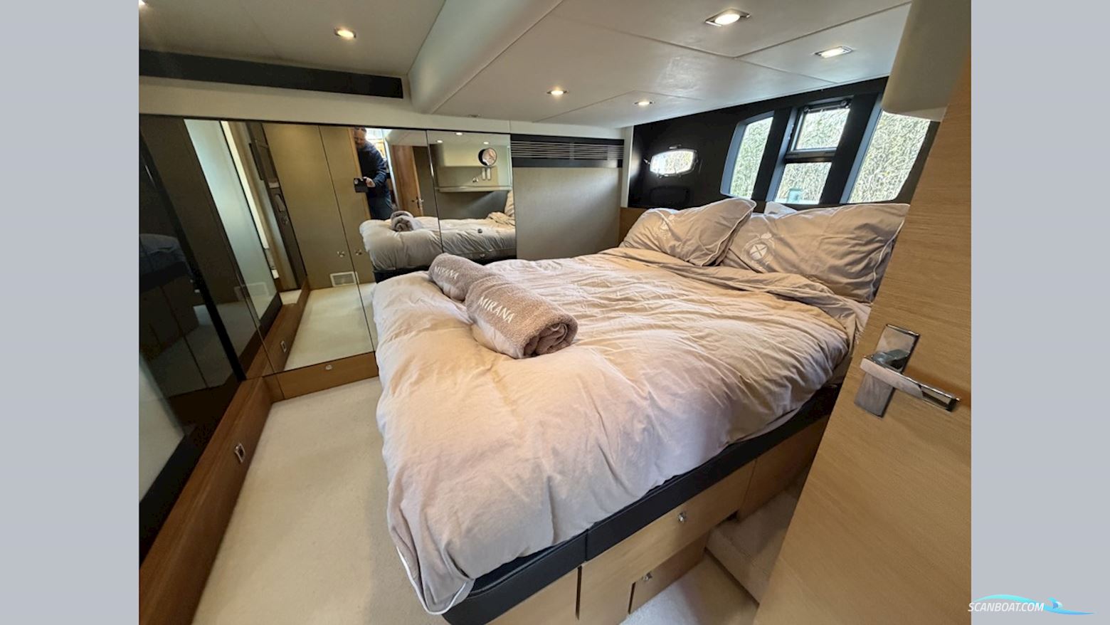 Fairline Squadron 55