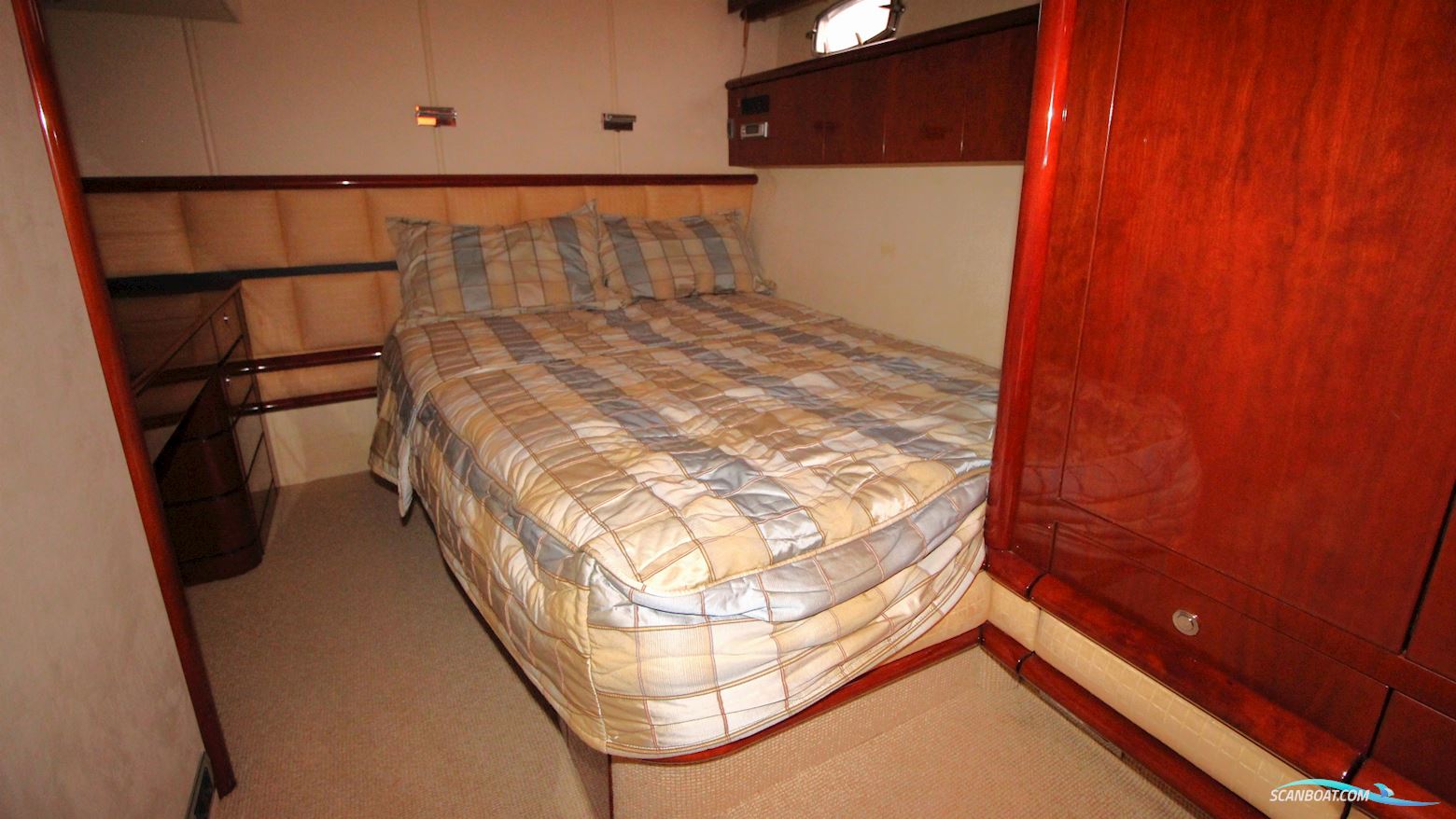 Fairline Squadron 58 