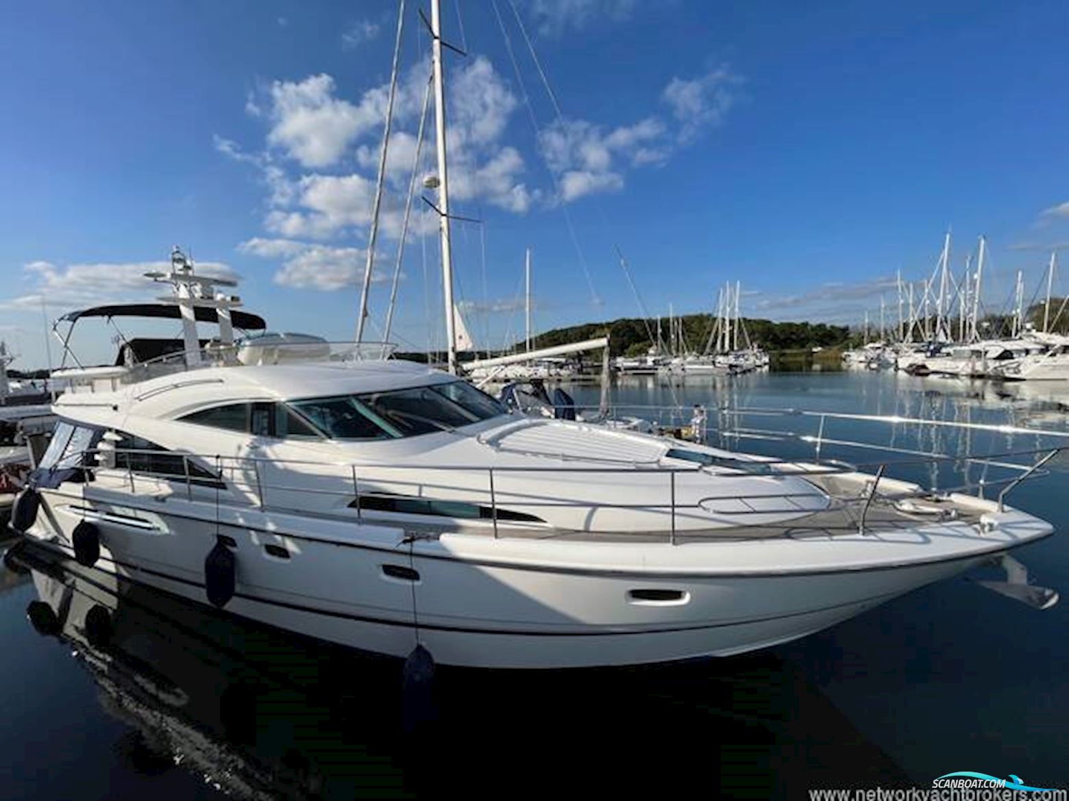 Fairline Squadron 58