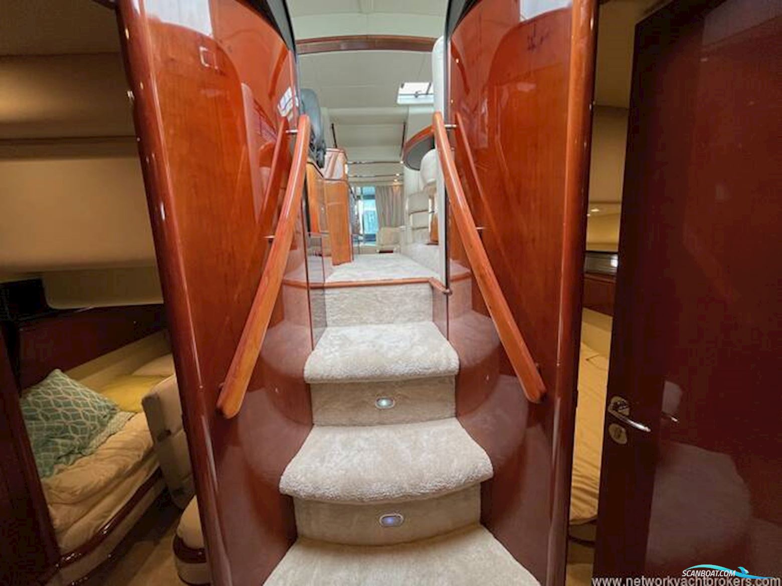 Fairline Squadron 58