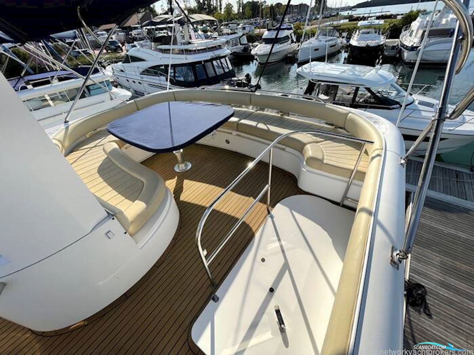 Fairline Squadron 58