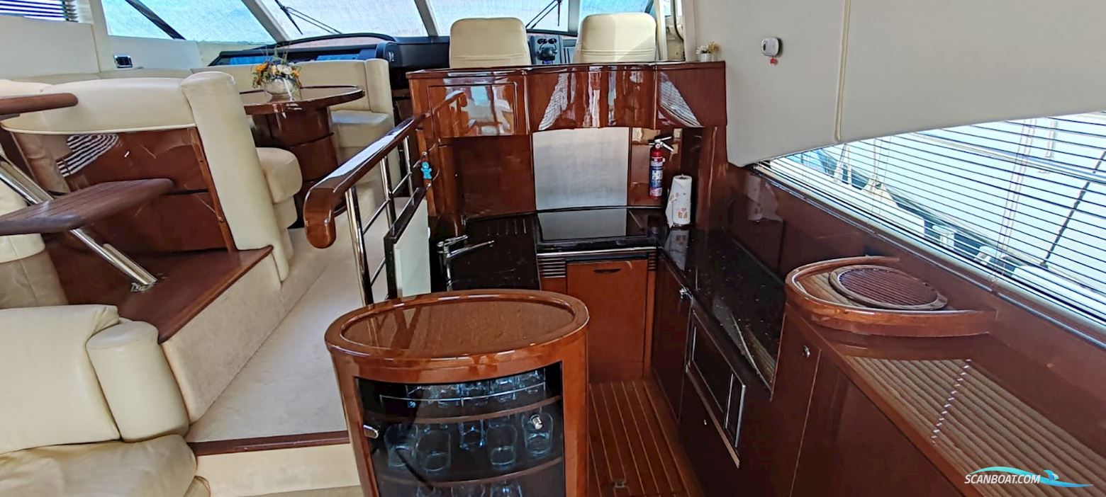 Fairline Squadron 58