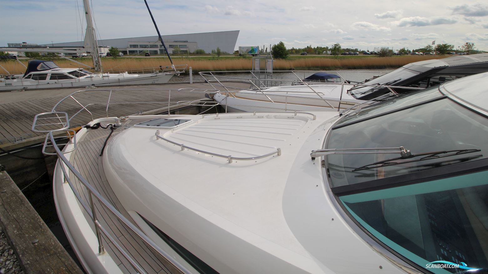 Fairline Squadron 58