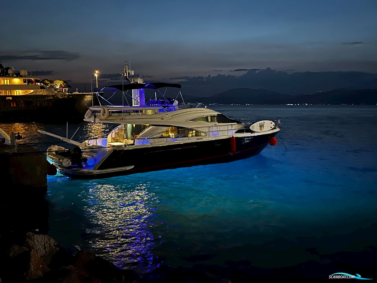 Fairline Squadron 58