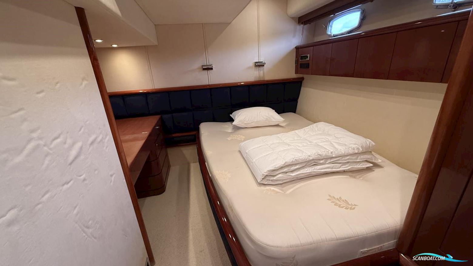 Fairline SQUADRON 58