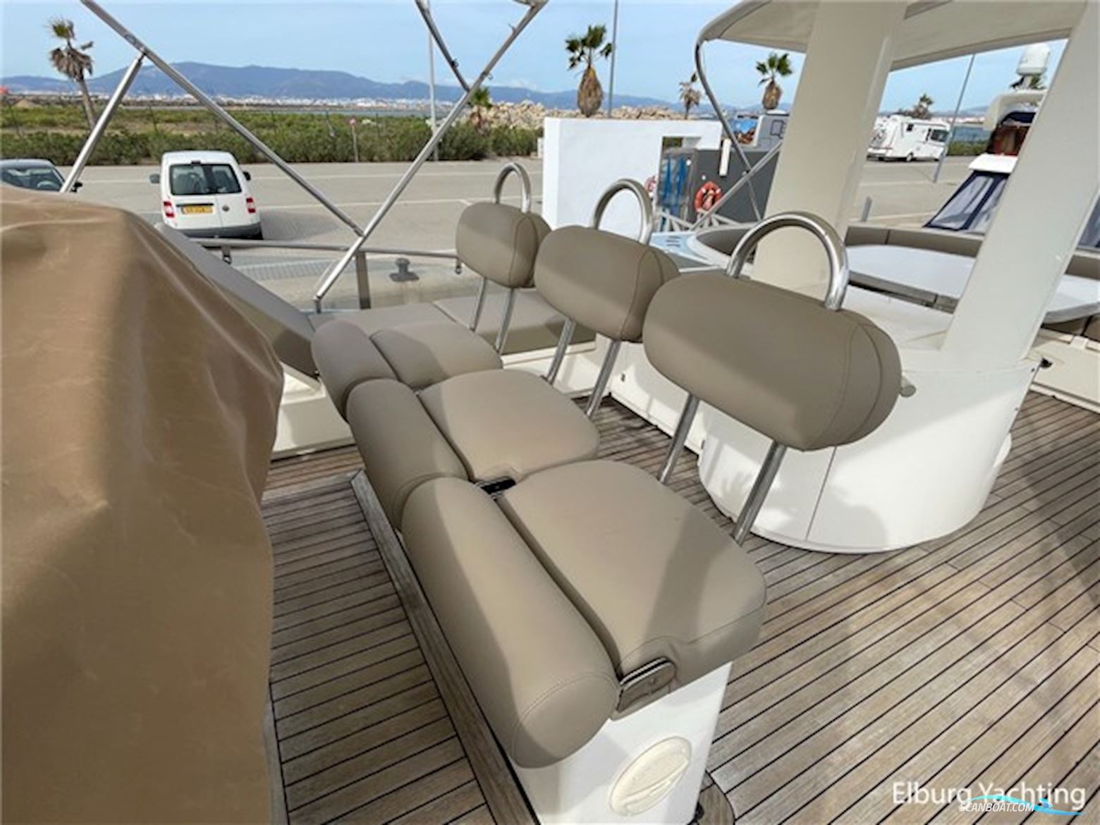 Fairline Squadron 58