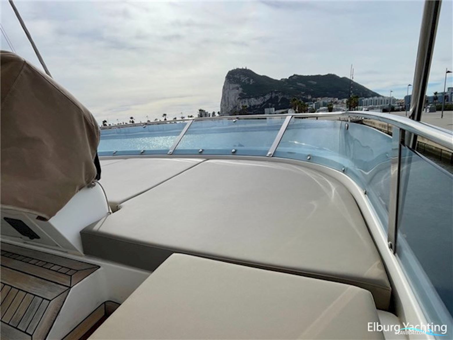 Fairline Squadron 58