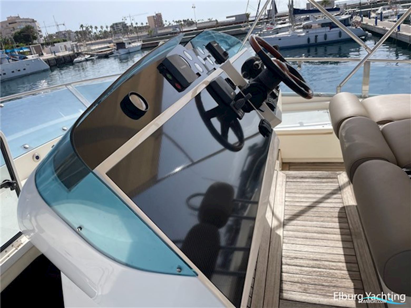 Fairline Squadron 58