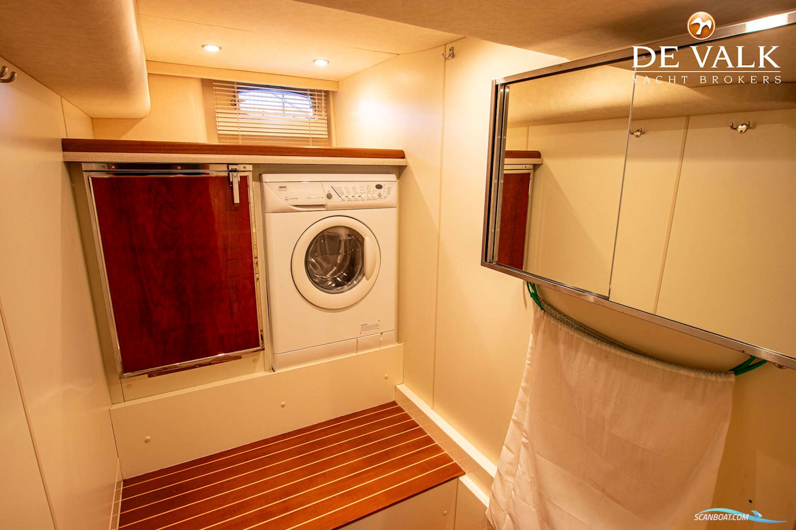 Fairline Squadron 58