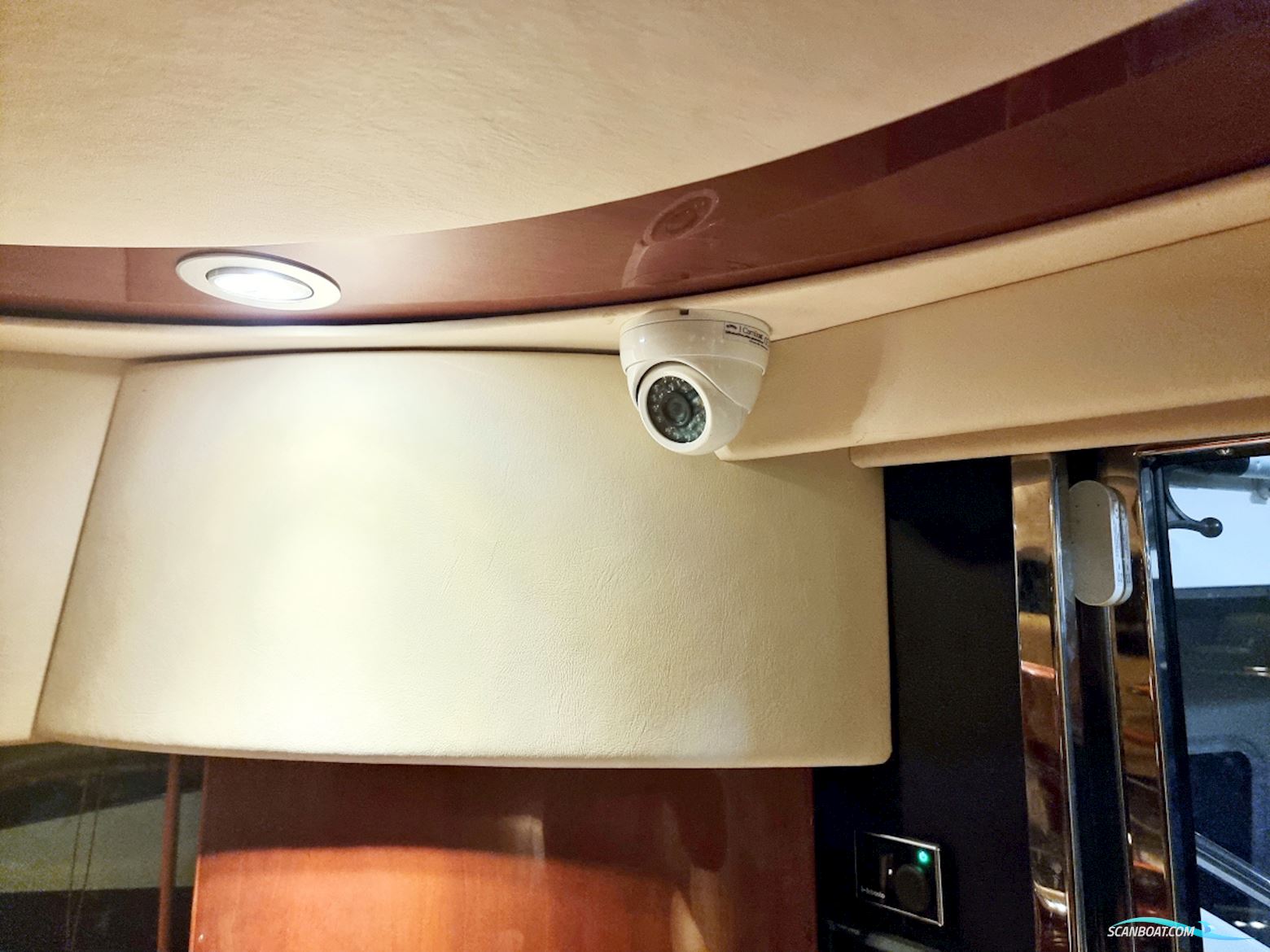 Fairline Squadron 58 Volvo Penta D12-715 EVC