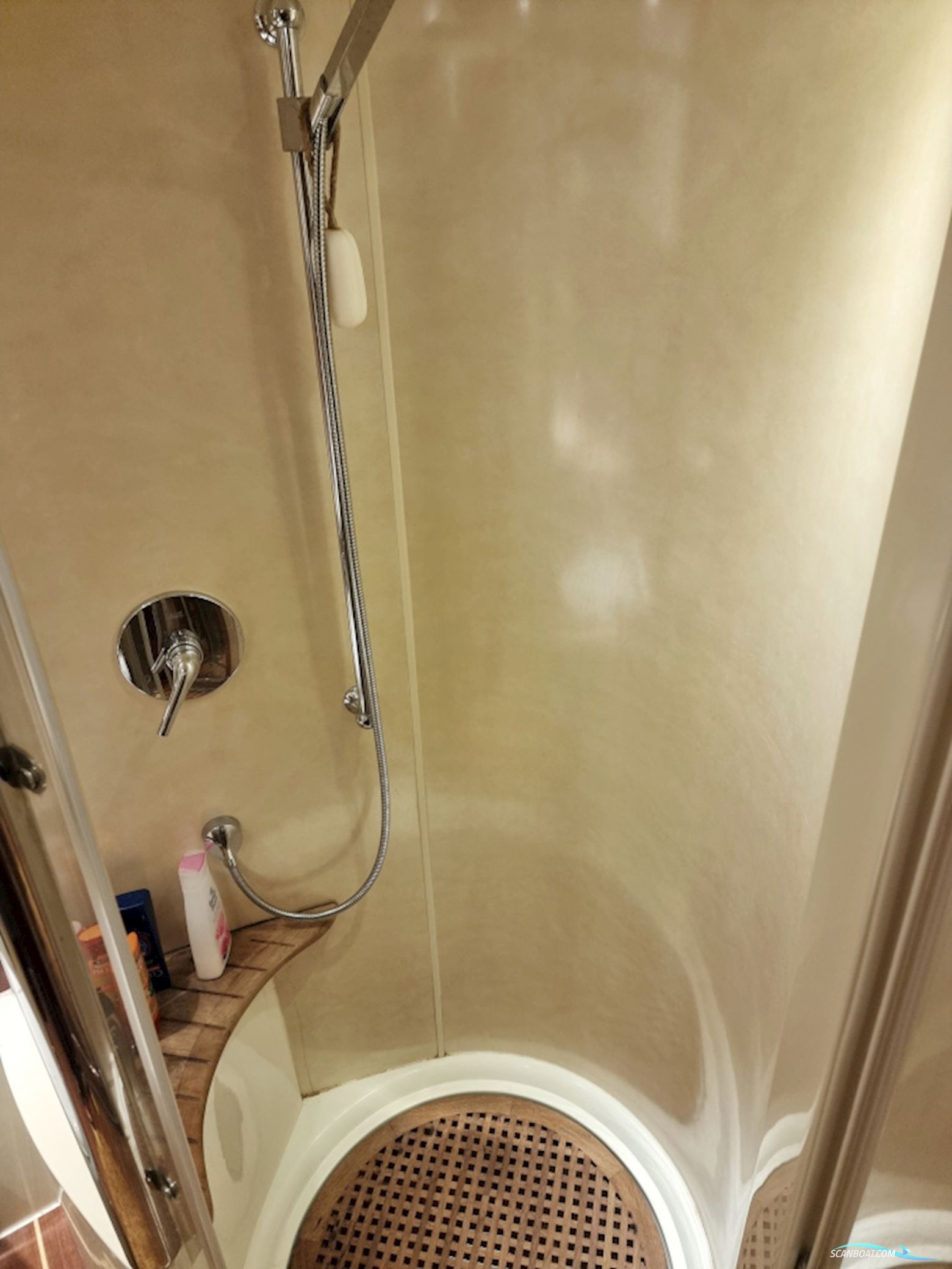 Fairline Squadron 58 Volvo Penta D12-715 EVC