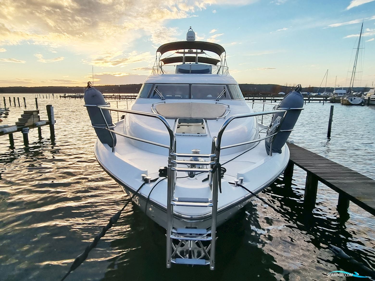 Fairline Squadron 58 Volvo Penta D12-715 Evc