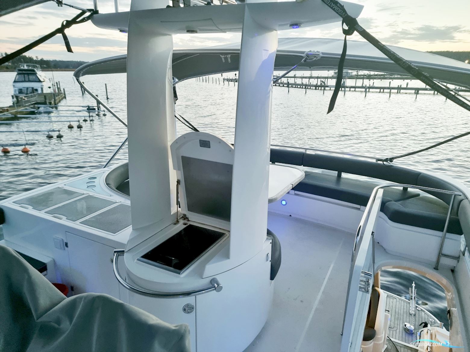 Fairline Squadron 58 Volvo Penta D12-715 Evc