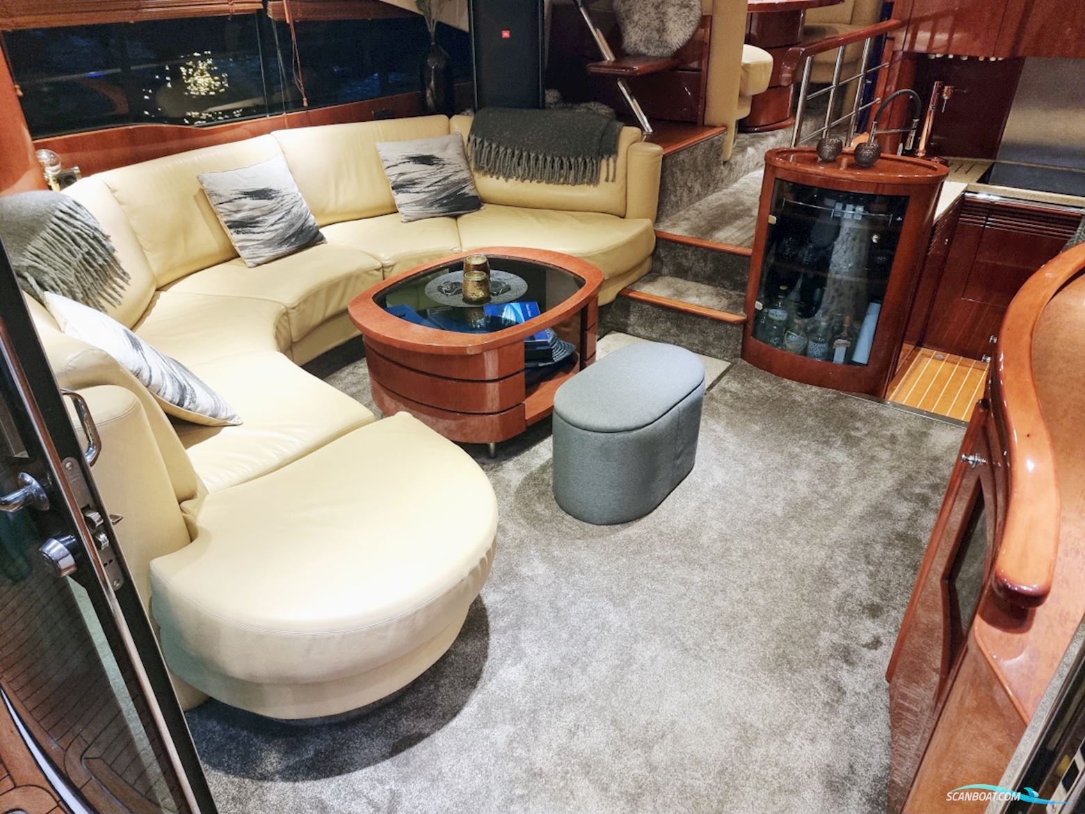 Fairline Squadron 58 Volvo Penta D12-715 Evc