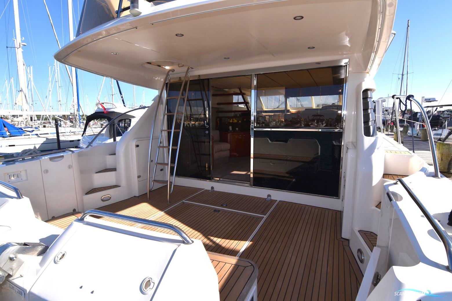 Fairline Squadron 59