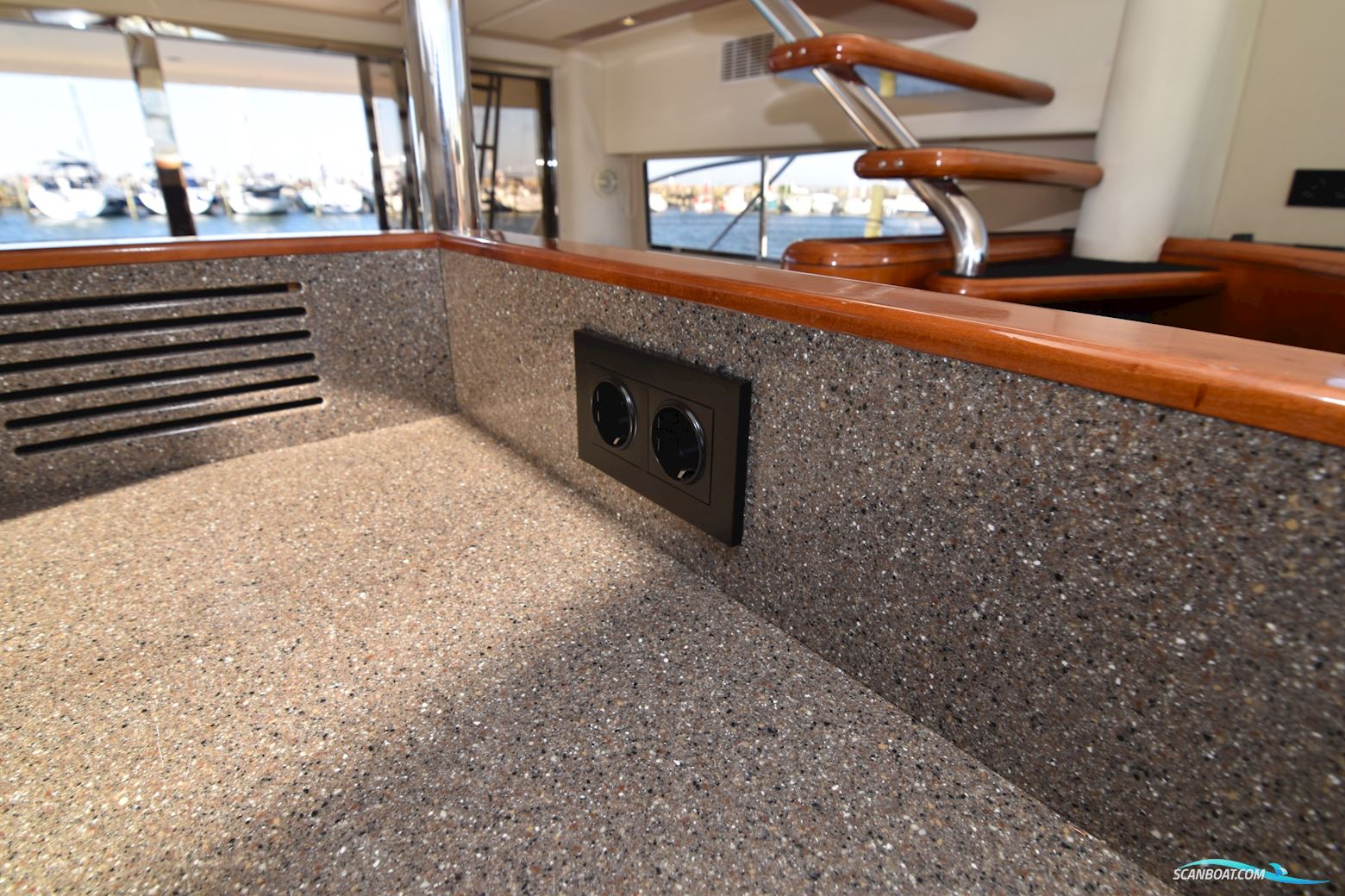 Fairline Squadron 59