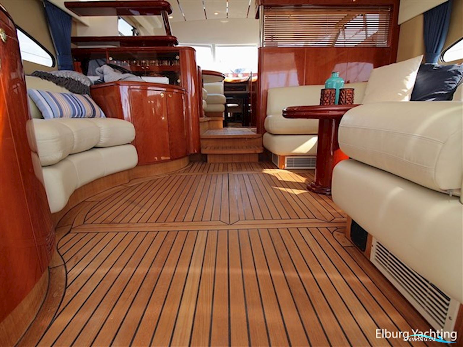 Fairline Squadron 59