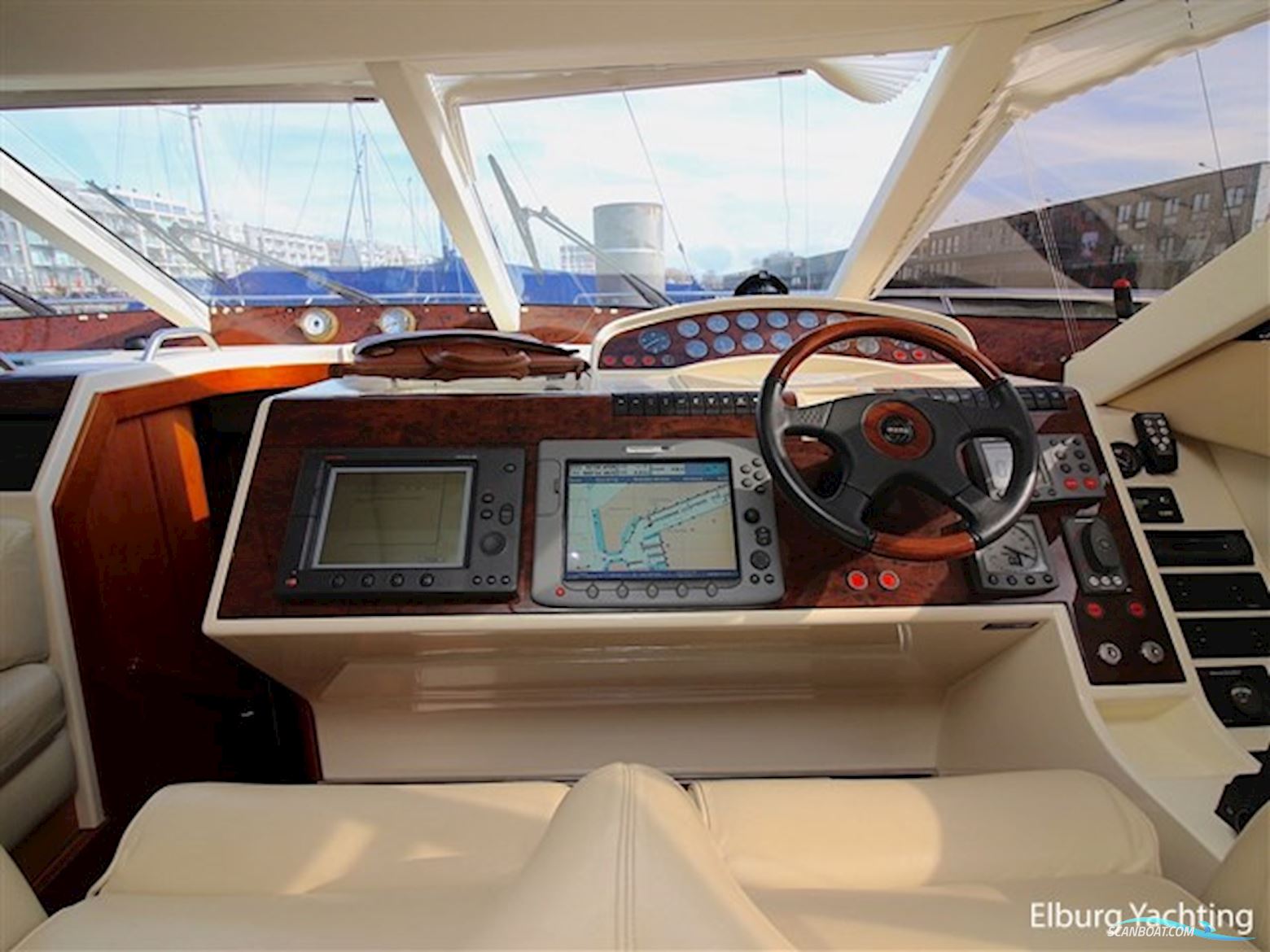 Fairline Squadron 59
