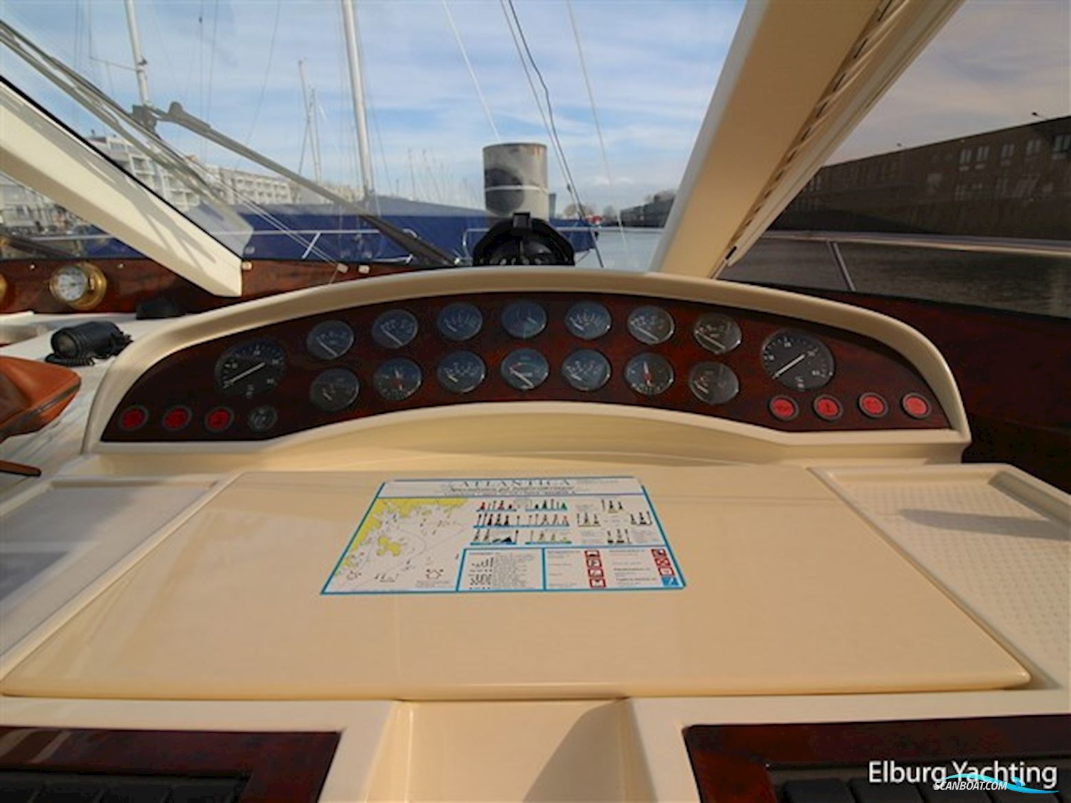 Fairline Squadron 59