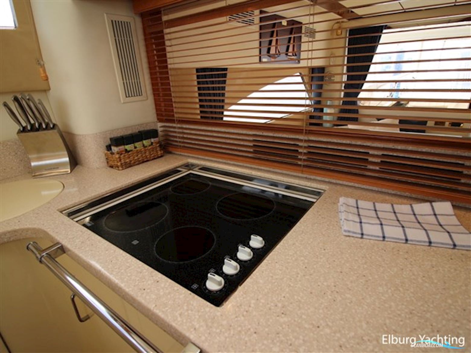 Fairline Squadron 59