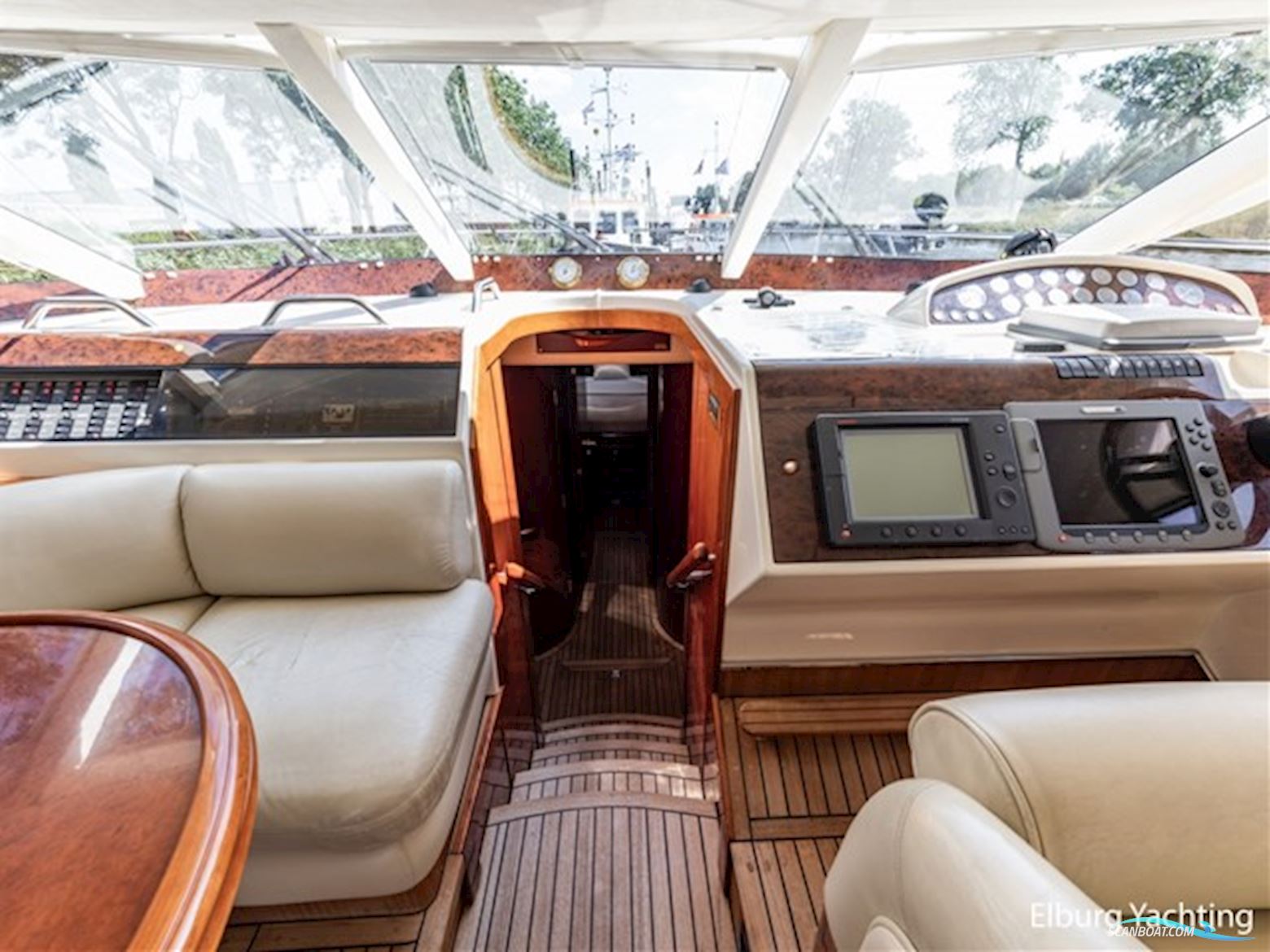 Fairline Squadron 59