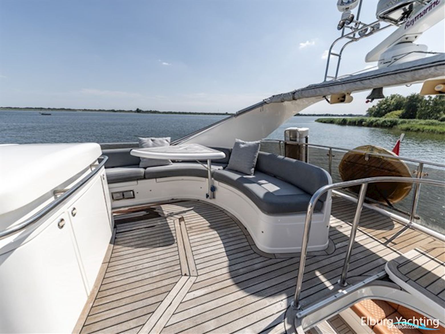 Fairline Squadron 59