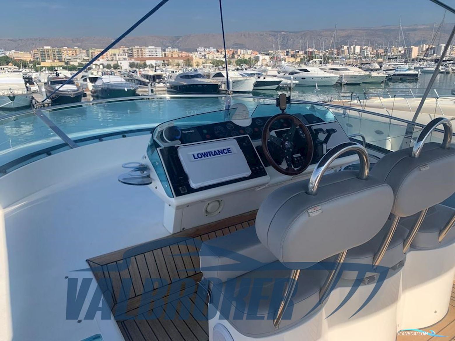 Fairline Squadron 62