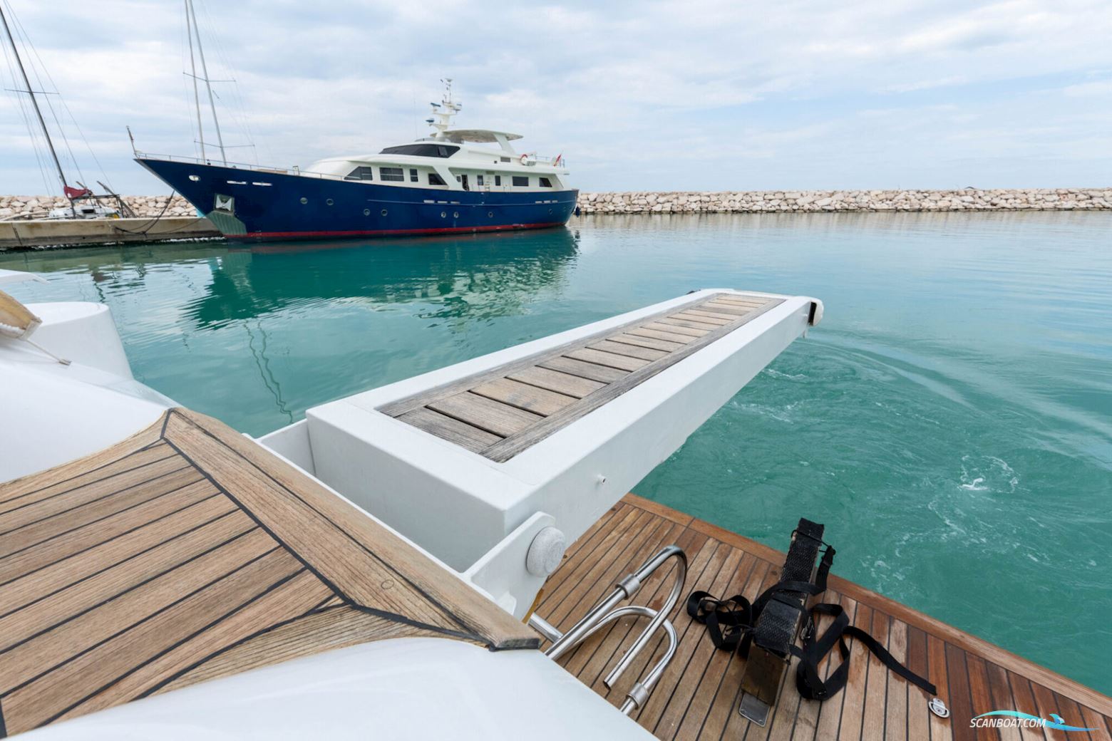 Fairline Squadron 62/65