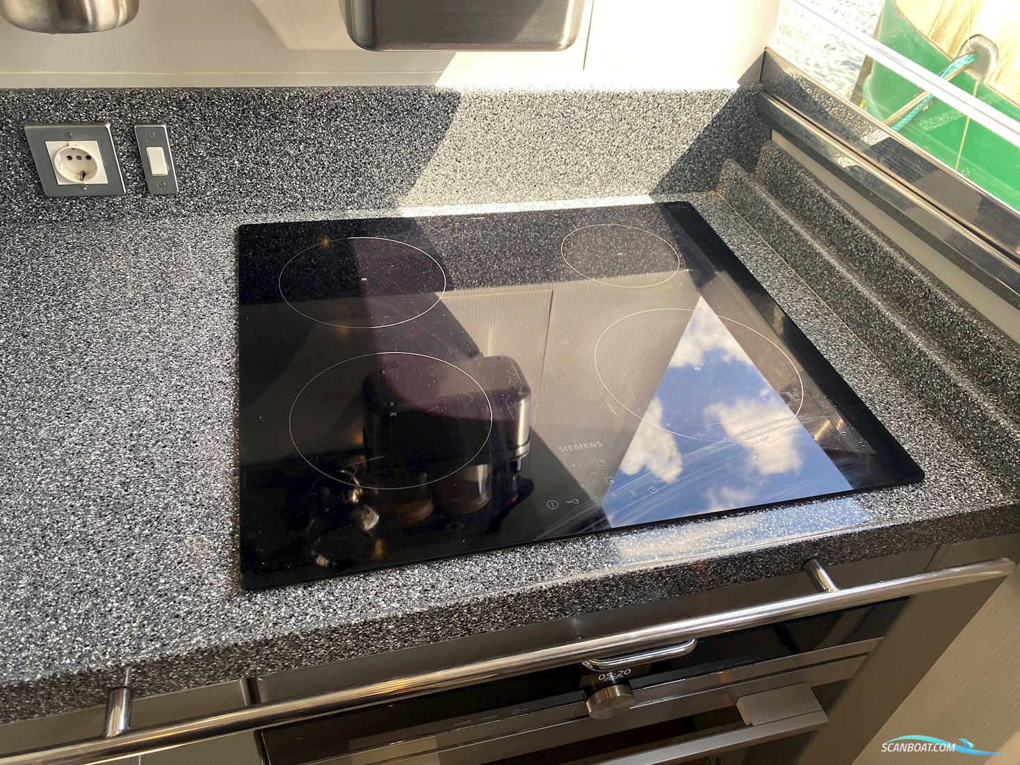 Fairline Squadron 65