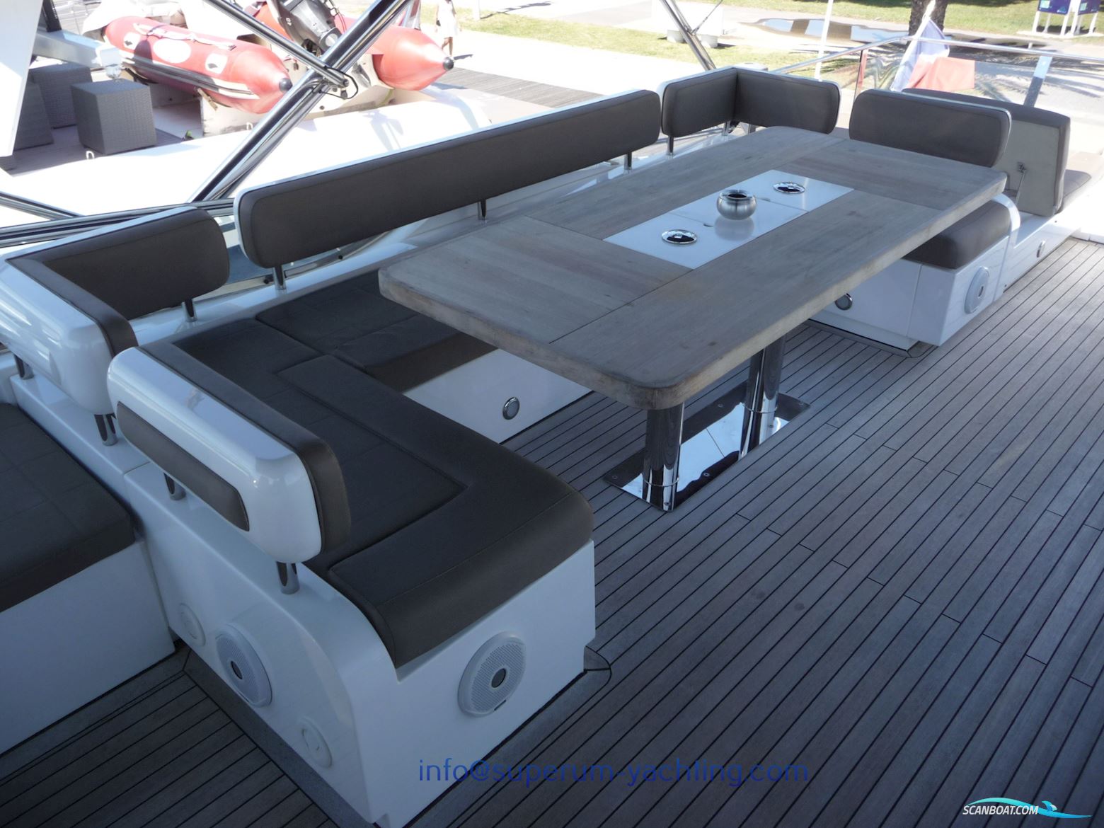 Fairline Squadron 65