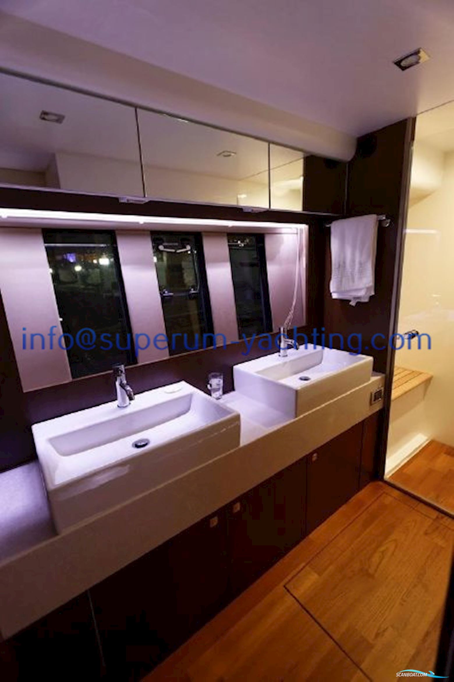 Fairline Squadron 65