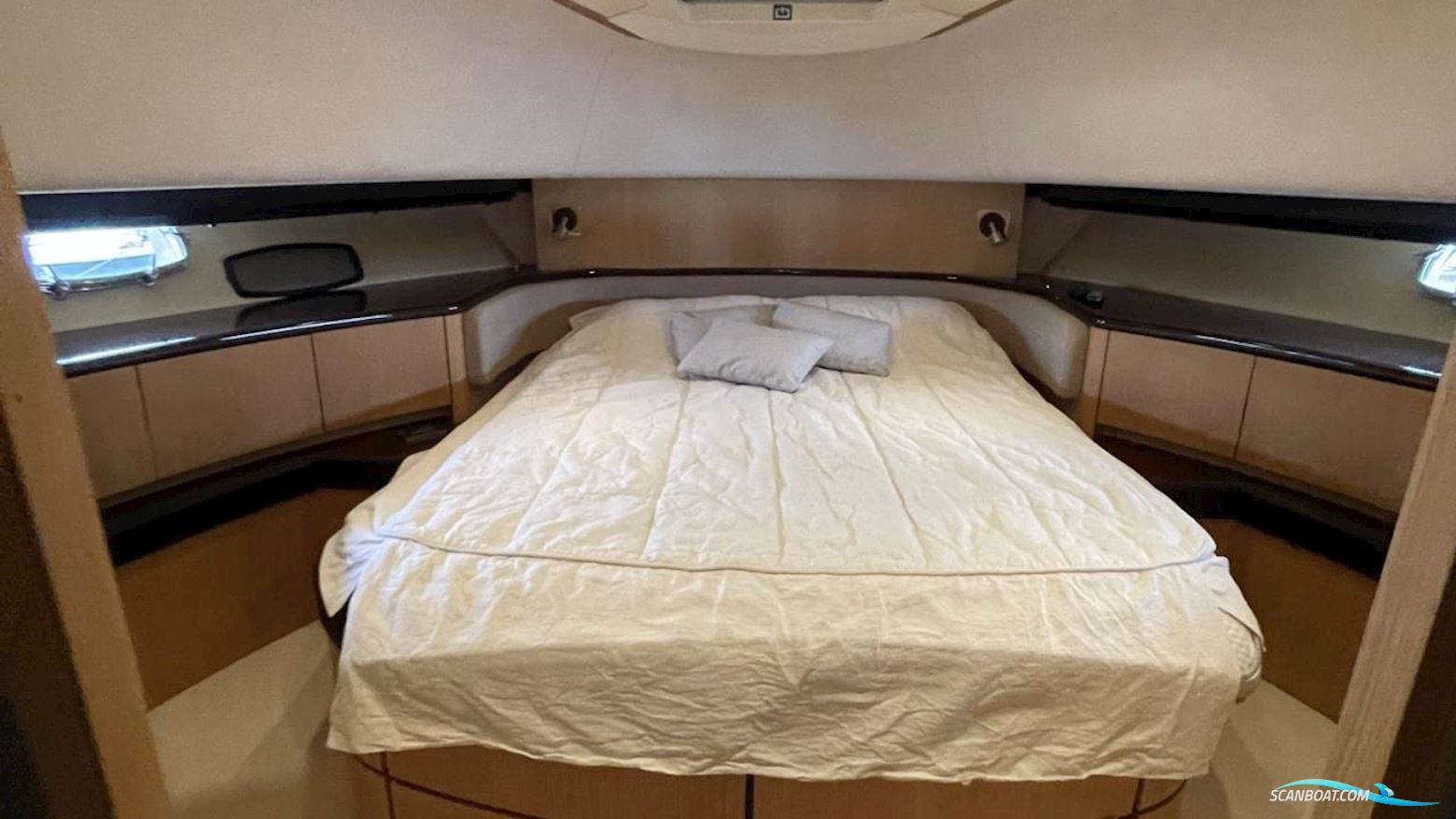 Fairline SQUADRON 68