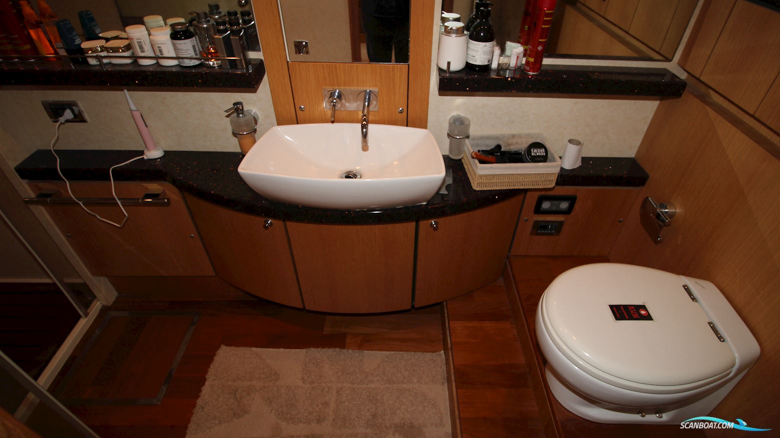 Fairline Squadron 70