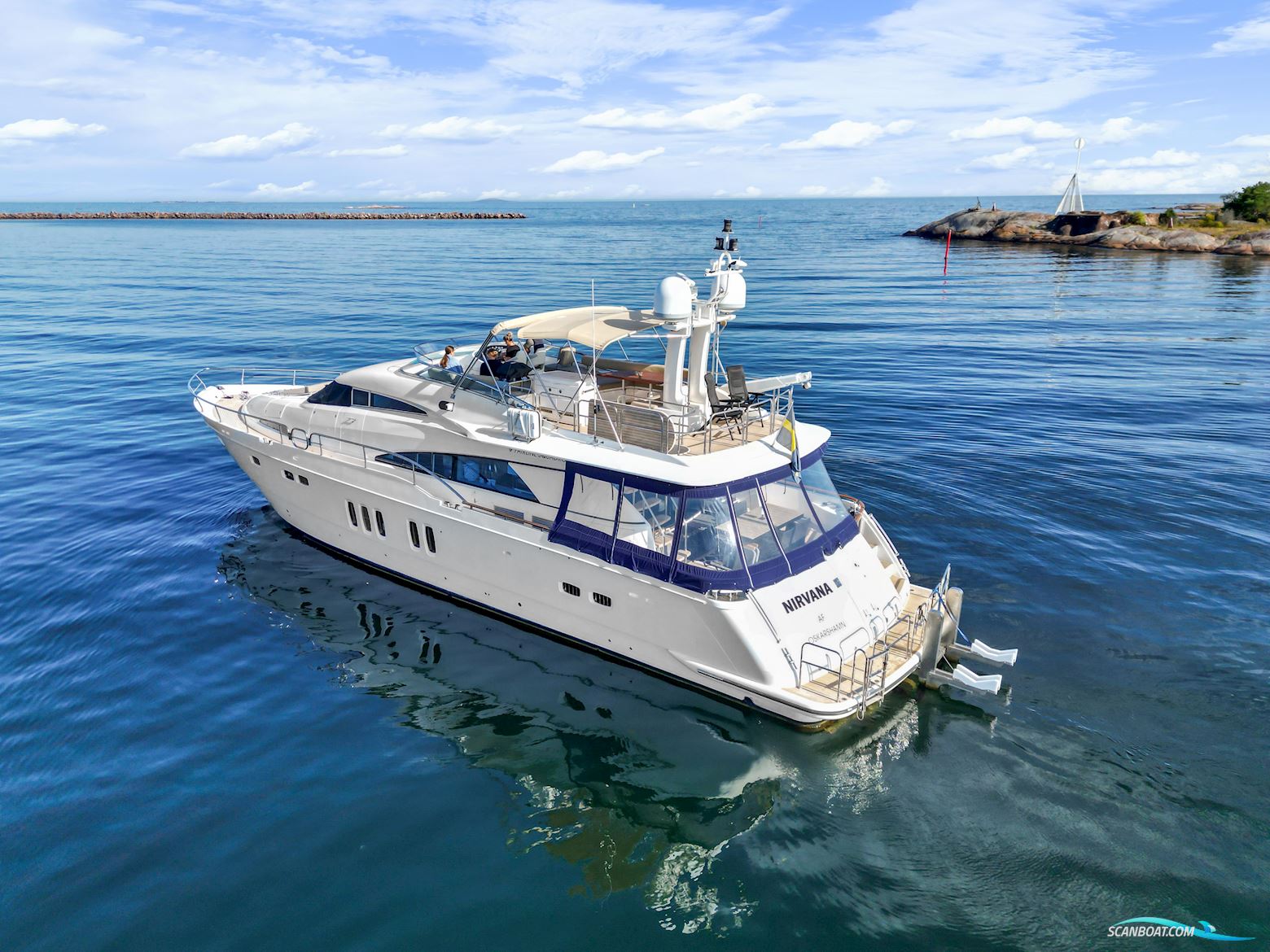 Fairline Squadron 74 Motorboat 2003, with Mtu engine, Sweden