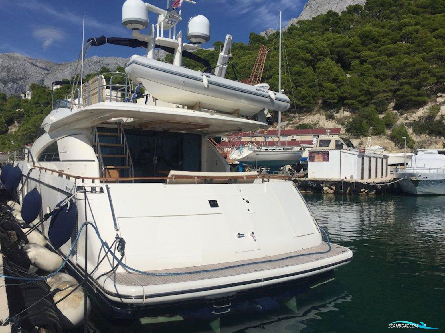Fairline Squadron 74