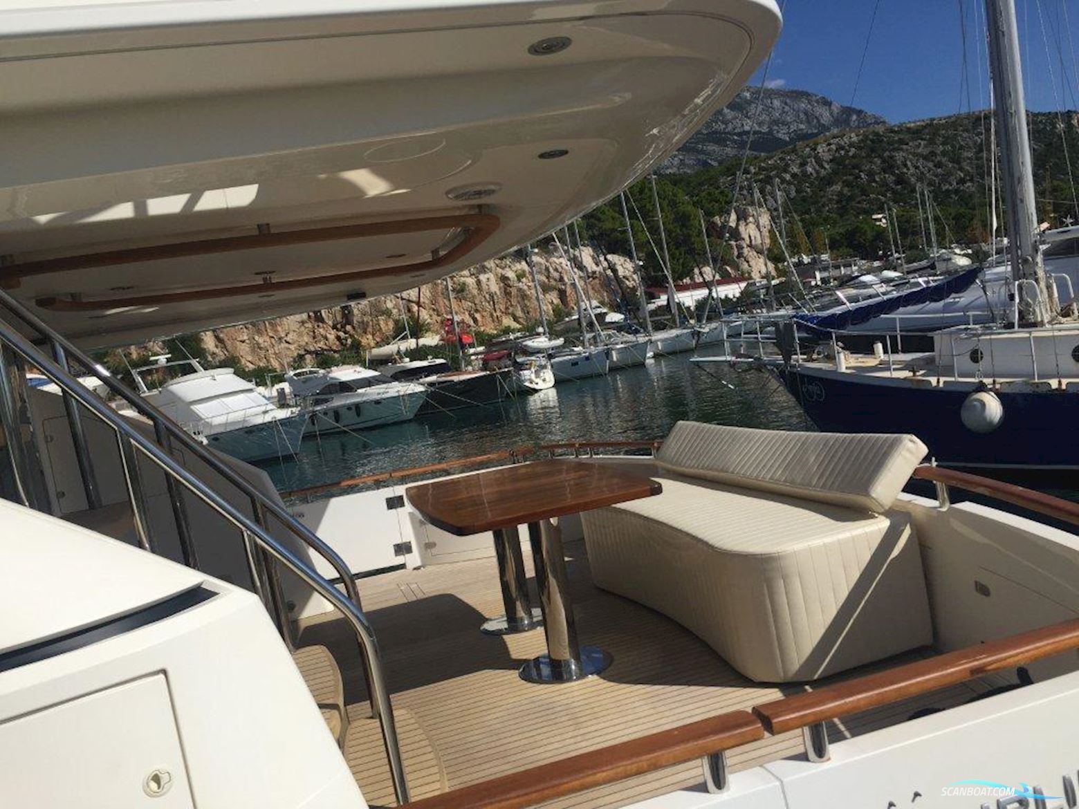 Fairline Squadron 74