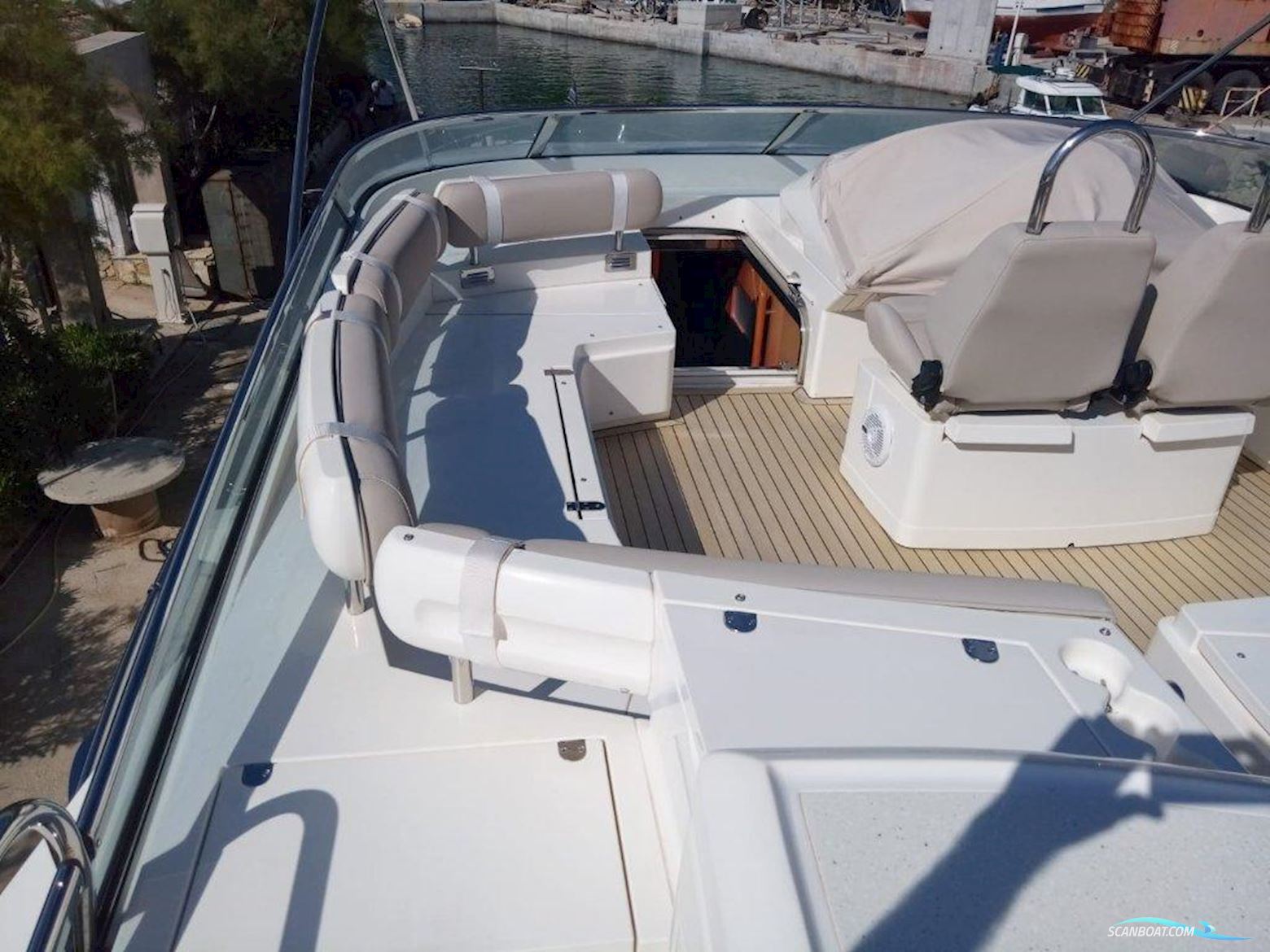 Fairline Squadron 74