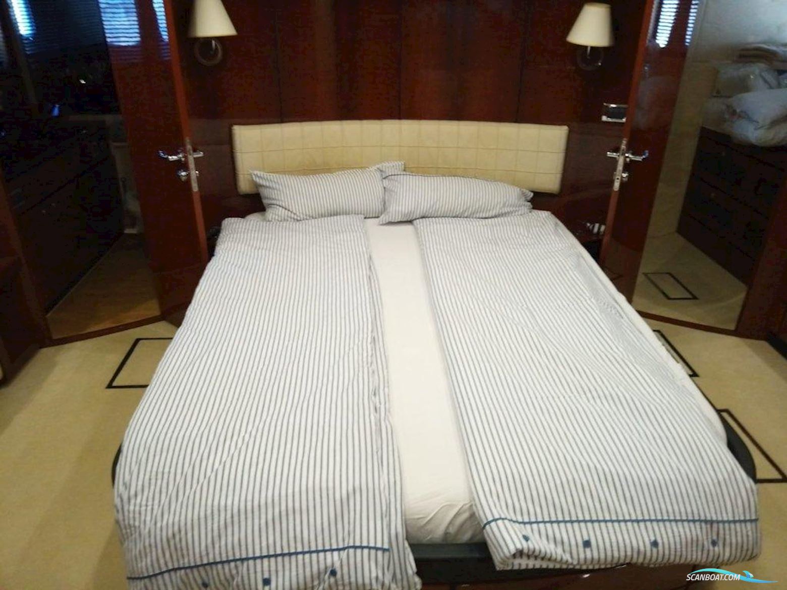 Fairline Squadron 74