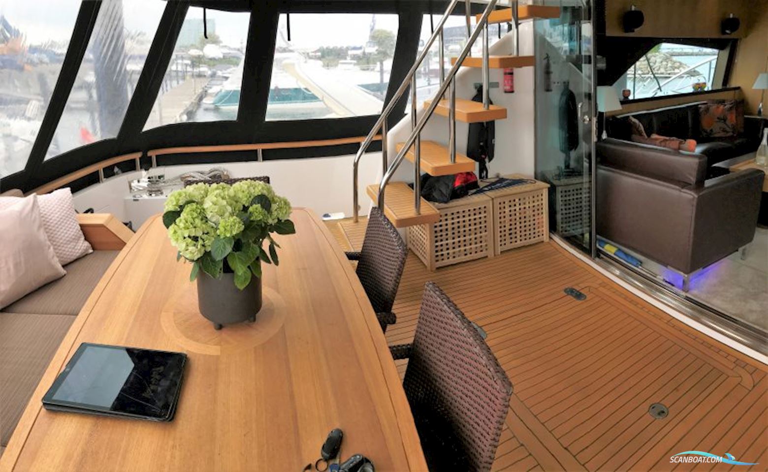 Fairline Squadron 78